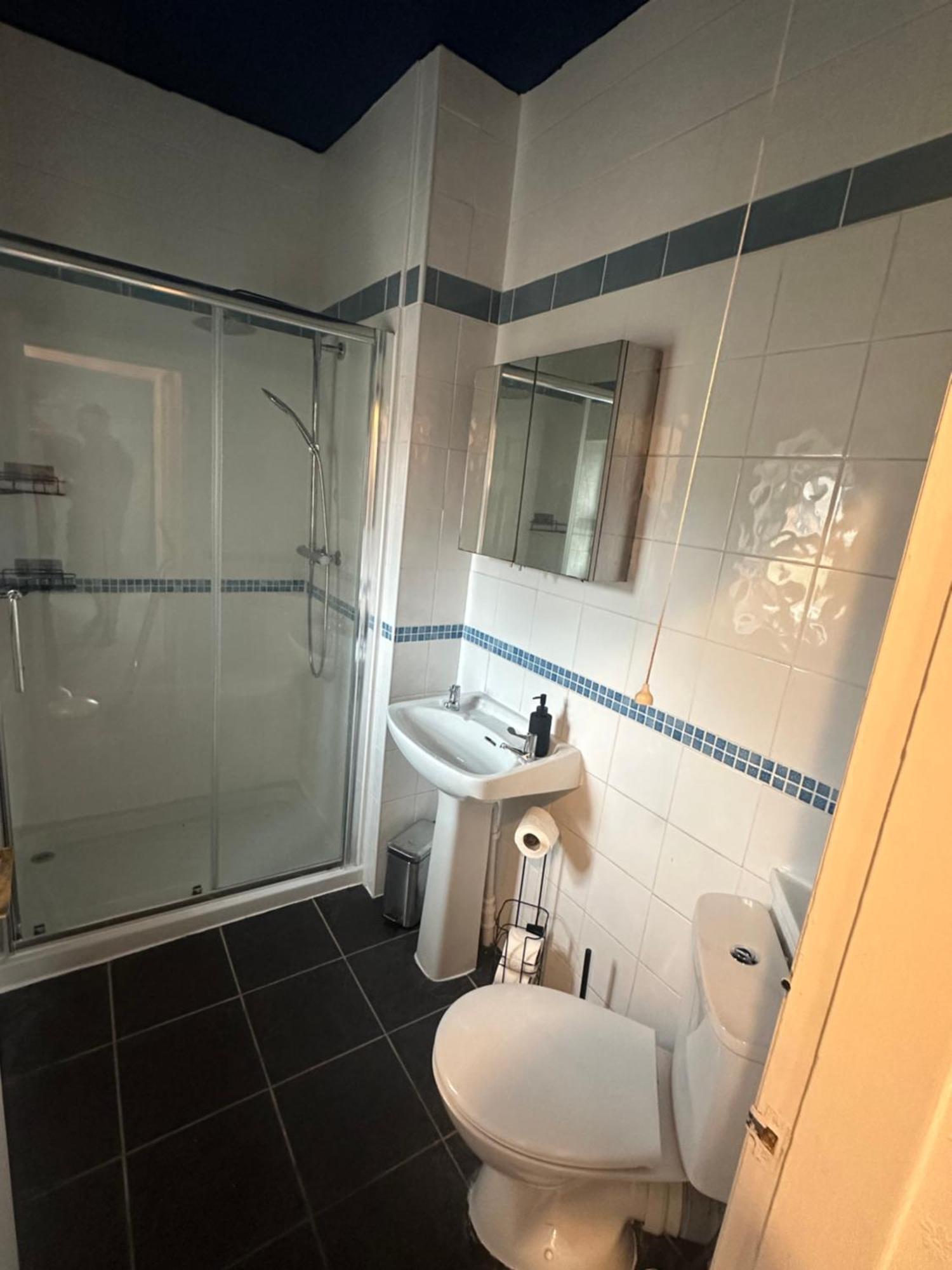 Broomfield Place Coventry Extérieur photo